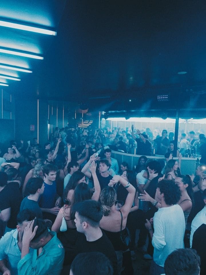 Discoteca Abril — foto 1