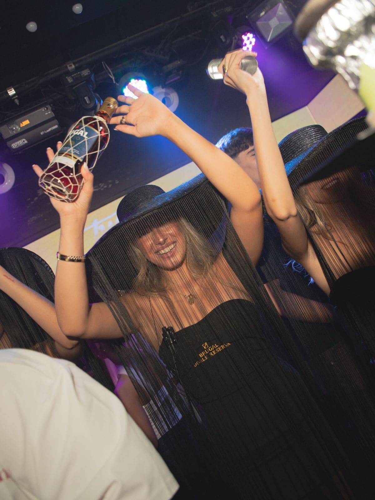 Bottom Club — foto 2